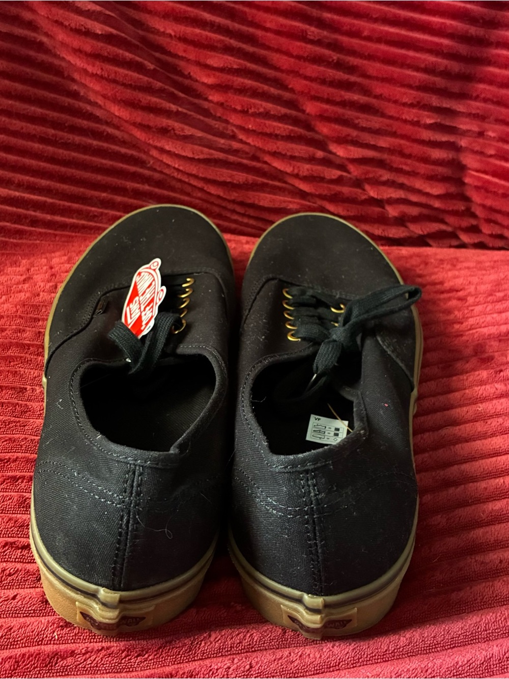 NEW Vans Authentic Black Gum Mens 11.5 NWT - Picture 2 of 4